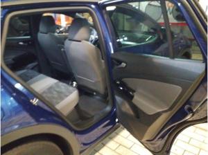 Volkswagen ID.4 Pure 125kW - 19ZOLL GJR+Matrix+Navi+CAM+CarPlay+IQ.Light+ACC+Park Assist Plus+Wärmepumpe