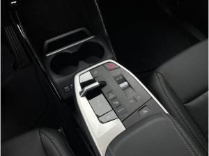 BMW 225 e xDrive Active Tourer || LuxuryLine HUD 360°