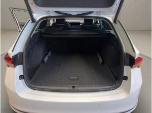 Skoda Octavia Combi Tour ACC AHK Navi 360° eHeck Matrix