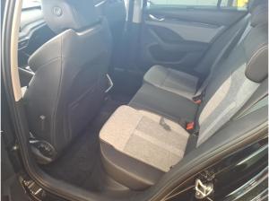 Skoda Octavia Combi Selection Tour💥  2.0 TDI 110kW DSG 💥 ACC Navi Kamera SHZ LM HUD Virtual Cockpit Matrix-LED MFL