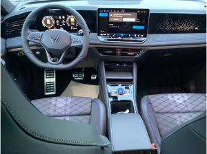 Volkswagen Tiguan R-Line 2,0 l TDI SCR  "Zulassung bis 31.03." "8-Fach-Bereifung