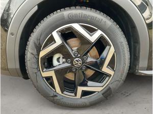 Volkswagen T-Roc R-Line 1.5 l eTSI DSG AHK Kamera Navi ACC Keyless