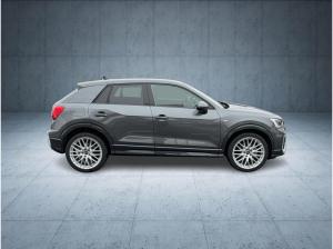 Audi Q2 S line 35 TFSI S tr. AHK 19 FLA ACC Cam Navi