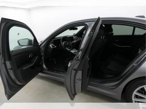 BMW 320 i Lim., "M Sport", Dri. Ass., Park. Ass.+, HiFi.,  Keyless., uvm.