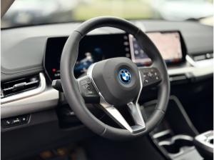 BMW iX1 xDrive30 xLine DAB LED Komfortzg. Shz