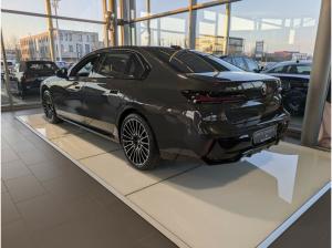 BMW 740 740d xDrive M Sportpaket
