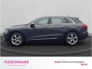Audi Q8 55 quattro advanced AHK+HeadUp+LM20+Matrix+APS-Plus+