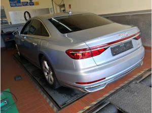 Audi A8 QUATTRO 3.0 60 e TFSI (449 PS) /130K BLP/0,5% VERST./BANG&OLUF./SITZBEL./PANO/AMBIENTELICHT/ASSISTEN