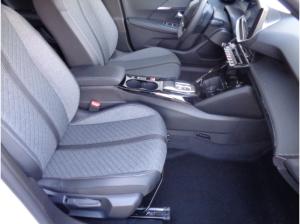 Peugeot 2008 Hybrid 145 e-DSC Allure Allwetterr., Navi