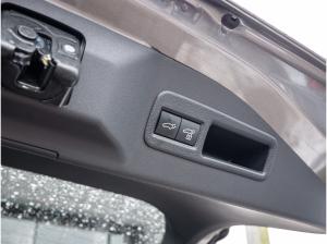 Toyota bZ4X 🔥 Lounge ALLRAD | 360° Kamera 📷 | Sitzheizung 🔥 | LED