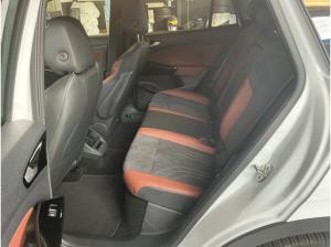 Volkswagen ID.4 Pro Navi ACC Kamera CarPlay Wärmepumpe