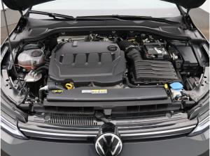 Volkswagen Golf VIII Life 2.0 TDI DSG / Navi, App, LED, RFK