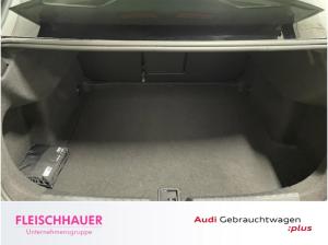 Audi A3 35 TFSI S line DSG ACC LED Rückfahrkam. CarPlay Navi Tel.-Vorb. DAB AHK Keyless Temp