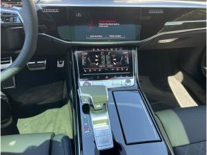 Audi S8 TFSI / tiptronic