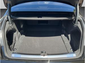 Audi S8 TFSI / tiptronic