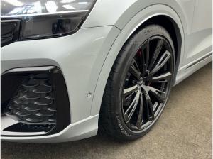 Audi Q8 SUV TDI quattro Allradlenkung Matrix Panorama