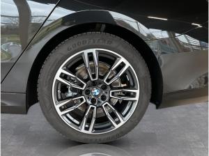 BMW 520 d Touring M Sport Standheizung AHK Harman/K