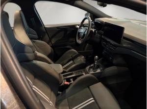 Ford Focus ST X Turnier 2,3l EcoBoost MT Sportpaket HUD El. Panodach Navi Digitales Cockpit