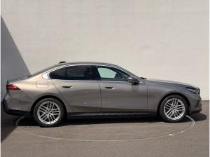 BMW 530 530e LC PROF+PANO+HUD+ICONOC GLOW+DAP+PAP