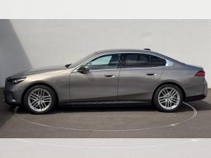 BMW 530 530e LC PROF+PANO+HUD+ICONOC GLOW+DAP+PAP