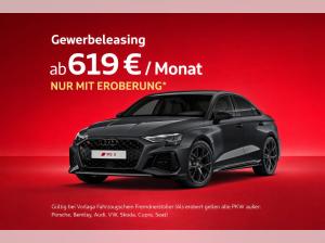 Audi RS3 Limousine 💥 Ikonischer Performance-Star | ✅ Nur mit Eroberung | Daytonagrau bei bhg Balingen 🚙
