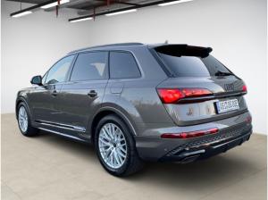 Audi Q7 3,0 TFSI e quattro S line Matrix AZV