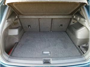 Volkswagen Tiguan R-Line 4M DSG IQMatrix Pano Leder Standhz