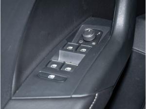 Volkswagen T-Cross 1.5 TSI R-Line Kamera IQ.LIGHT AHK Navi