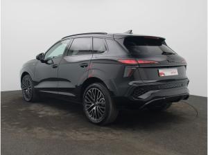 Audi Q3 SUV TFSI quattro S-tronic | TechPro,Pano,AHK