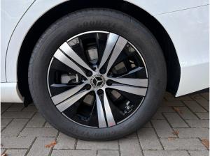 Mercedes-Benz C 200 T Avantgarde Digital-Light 360°-K. AHK