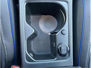 Volkswagen Golf R-Line 1.5 l DSG Black Style LED Matrix SOFORT VERFÜGBAR