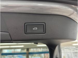 Volkswagen ID.5 PRO PERFORMANCE 82 kWh+WÄPU+AHK+360°+CARPLAY+20'"+IQ.LIGHT+ACC+NAVI