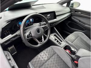 Volkswagen Golf VIII Variant R-Line 2.0 TSI 7-DSG KAMERA KE