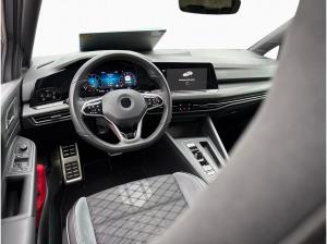 Volkswagen Golf VIII Variant R-Line 2.0 TSI 7-DSG KAMERA KE