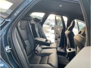 Volvo XC60 B5 AWD PLUS BLACK EDITION - sofort lief. -