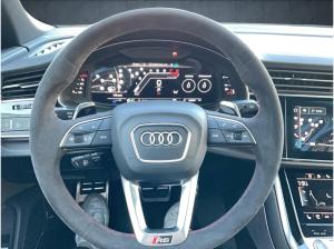 Audi RS Q8 SUV performance tiptr. Vmax305 Laser PANO