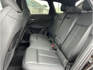 Audi Q3 SUV TFSI S tronic S Line,Kam.,PANO,Virtual,LM