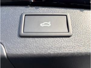 Volkswagen Passat Elegance 2,0 l TDI TDI Business*AHK*IQ.Drive*WINTERRÄDER