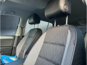 Volkswagen Touran DSG Comf. LED Navi AHK 7-Sitzer