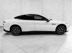 XPENG P7 AWD Performance