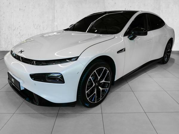 XPENG P7 AWD Performance