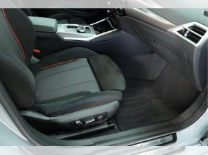 BMW 330 e Touring M Sport AHK,PGSD,NAVI,360 GRAD KAMERA,H/K SOUND,el. SITZE,HUD