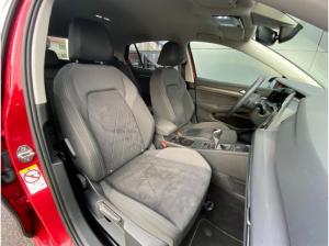 Volkswagen Golf VIII 1.5 TSI STYLE MATRIX RFK ACC CarPlay