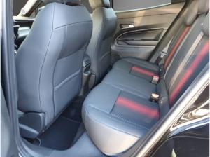 Alfa Romeo Junior Ibrida Q4 1,2 VGT 107kW - Panoramadach-