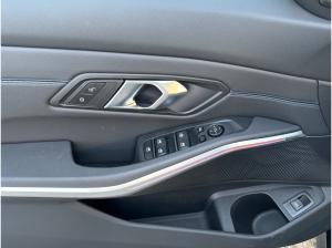 BMW 320 320i Tour. M-Sport 19-Zoll/HUD GARANTIE-06/2030