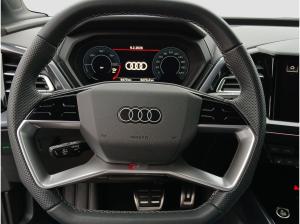Audi Q4 e-tron Q4 45 e-tron edition S-Line Standklima Parkassistent Matrix AHK ACC