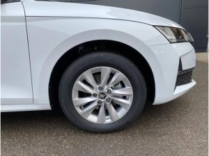 Skoda Octavia 2.0 TDI DSG Selection LED AHK RFK NAVI