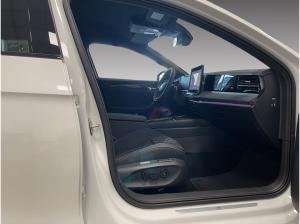 Volkswagen Passat Variant 2.0 TDI DSG R-Line Black Style AHK