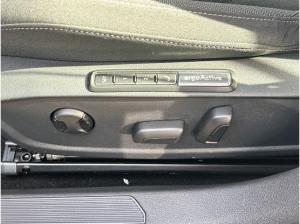 Volkswagen Golf VIII Style 1.4 eTSI SOH:94% DSG ACC ergoACTIVE LED NAVI PDC SHZ