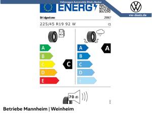 Volkswagen T-Roc R-Line 1.5 eTSI DSG AHK NAVI LED DAB